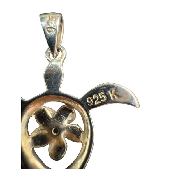 Silver 925 Hawaiian Honu Turtle Pendant Plumeria Flower Center Small Clear Stone - Picture 4 of 9